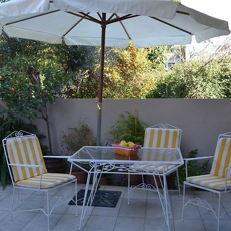 Kalamata Beach Maizonette Ground Floor And Semi-Basement With Yard Eksteriør bilde