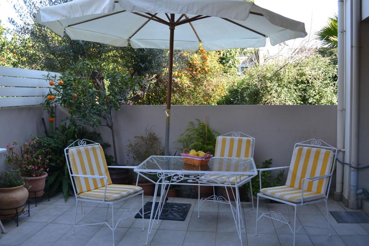 Kalamata Beach Maizonette Ground Floor And Semi-Basement With Yard Eksteriør bilde